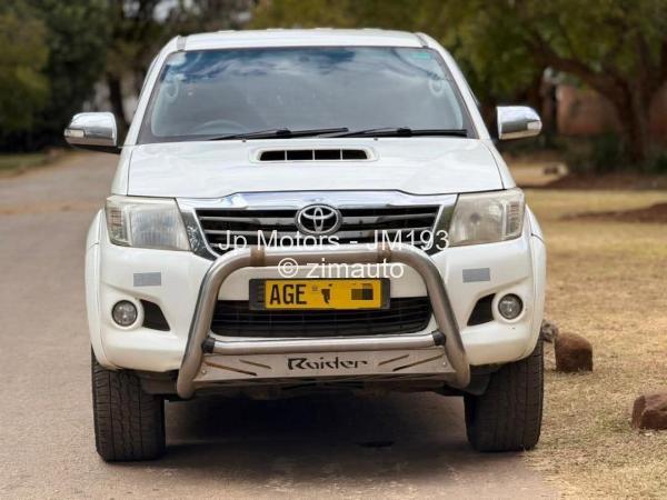 2014 Toyota  Hilux