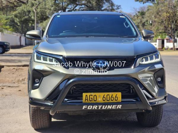2024 Toyota  Fortuner