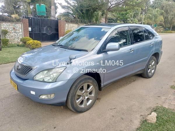 2009 Toyota  Harrier