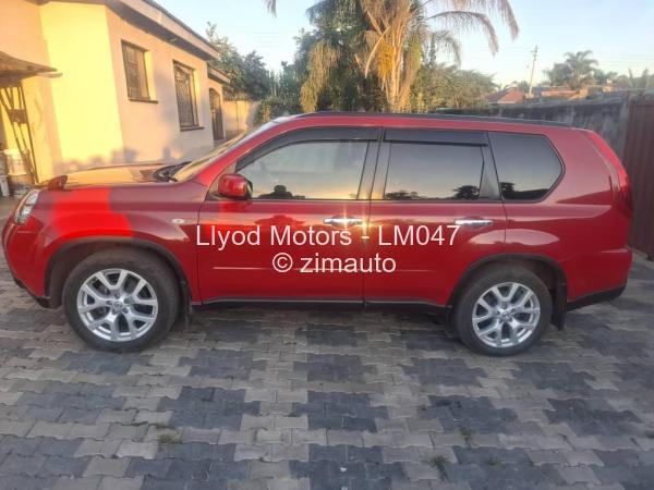 2013 Nissan  Xtrail