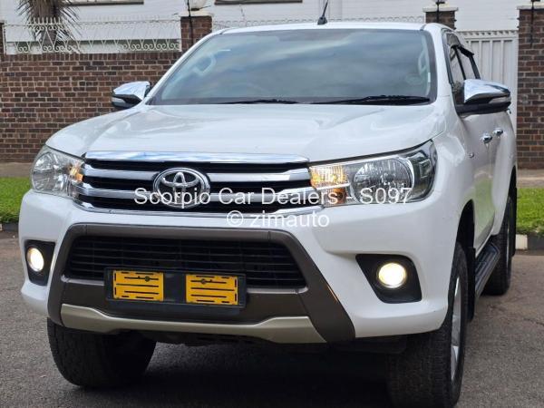 2017 Toyota  Hilux