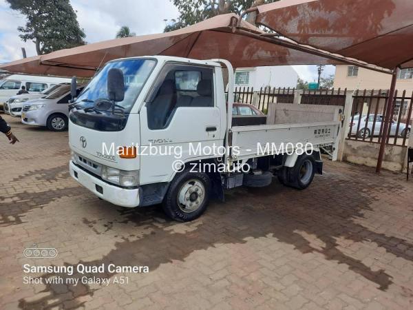 2002 Toyota  Dyna 150