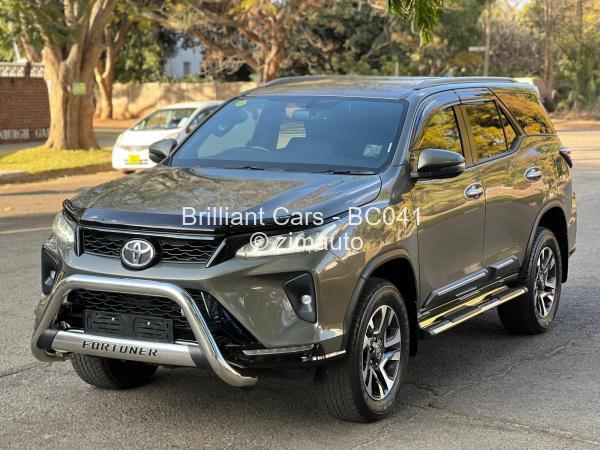 2023 Toyota  Fortuner