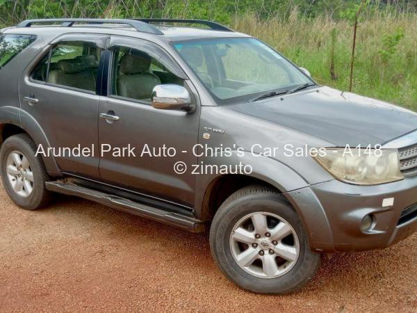 2009 Toyota  Fortuner
