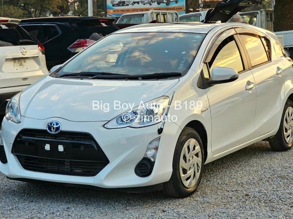 2016 Toyota  Aqua