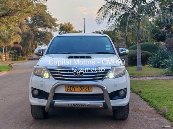 2013 Toyota  Fortuner