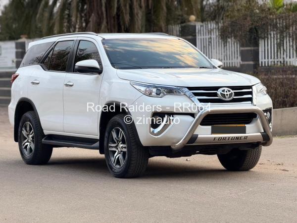 2020 Toyota  Fortuner