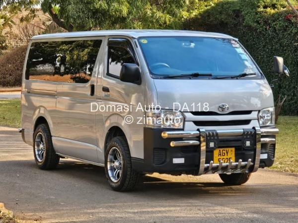 2016 Toyota  Hiace