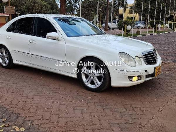 2009 Mercedes Benz E320