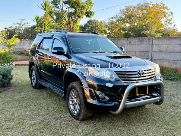 2015 Toyota  Fortuner