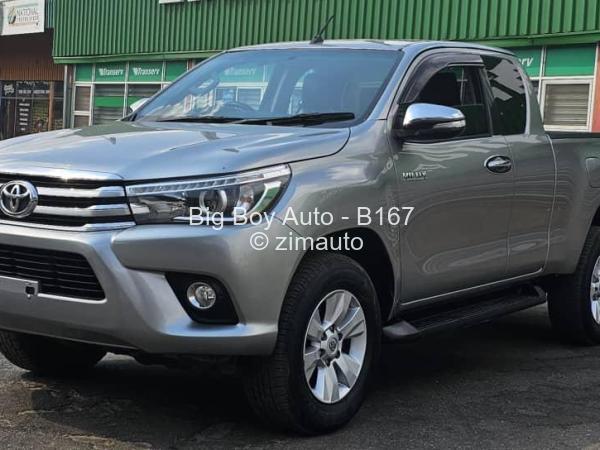 2017 Toyota  SMART/EXT/CLUB/KING CAB