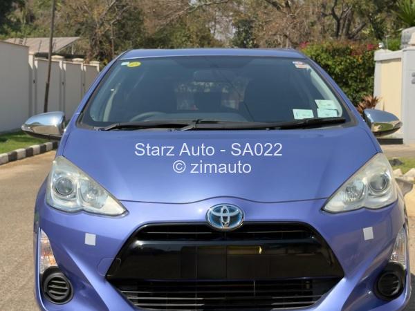 2017 Toyota  Aqua