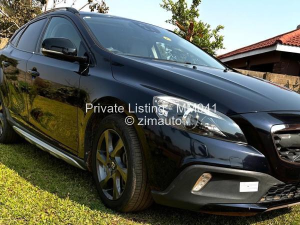 2016 Volvo  V40 Cross Country