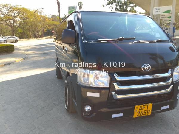 2008 Toyota  Quantum