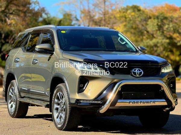 2023 - Toyota  Fortuner