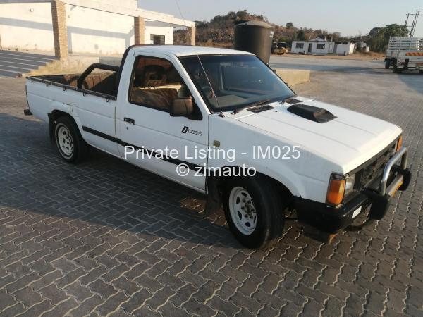 1998 Nissan  Hardbody