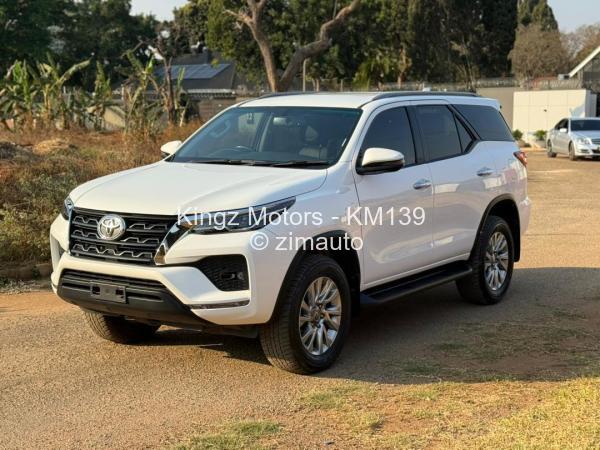 2022 Toyota  Fortuner