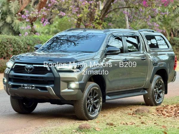 2022 Toyota  HILUX REVO