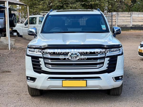 2023 - Toyota  Land Cruiser 300