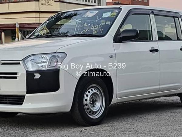 2017 Toyota  Probox