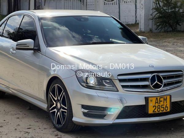 2014 - Mercedes Benz C180