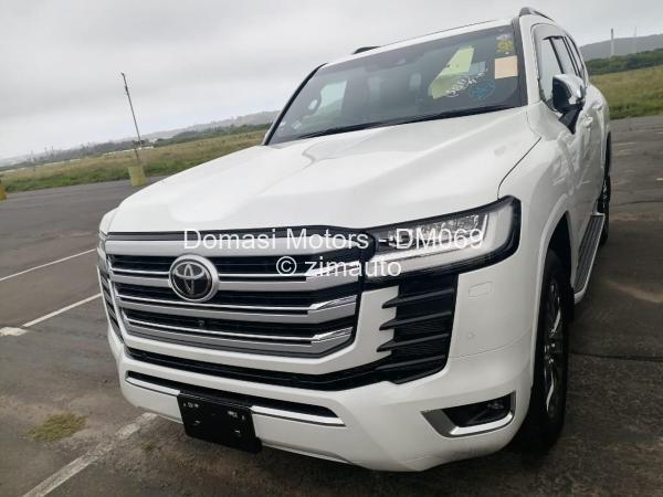 2024 Toyota  Landcruiser 300 ZX