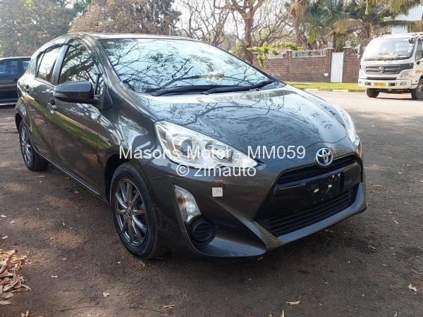 2016 Toyota  Aqua