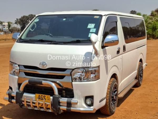 2019 Toyota  Hiace
