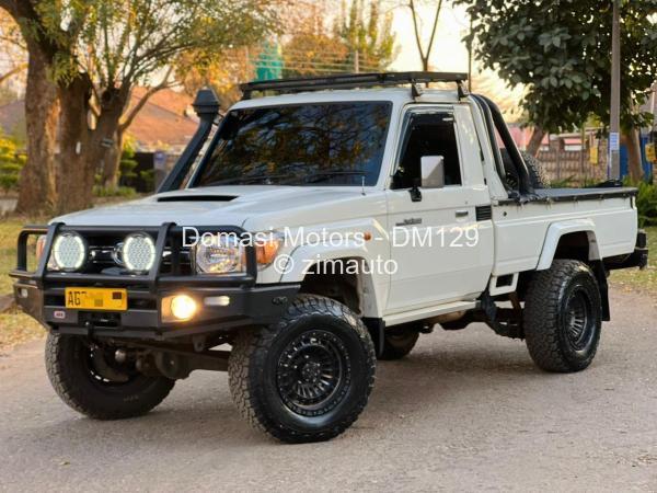 2023 Toyota  Land Cruiser 79