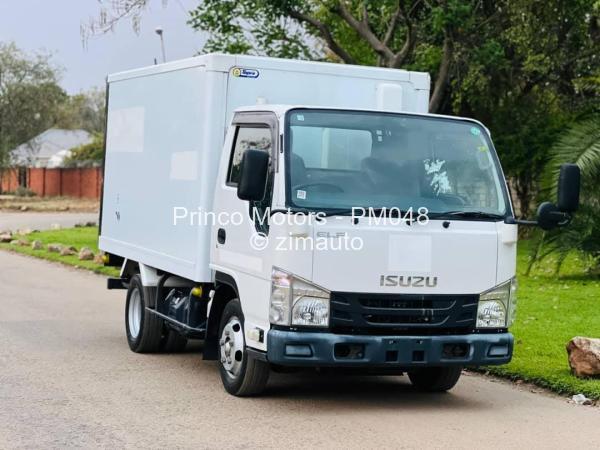 2016 - Isuzu  EFL