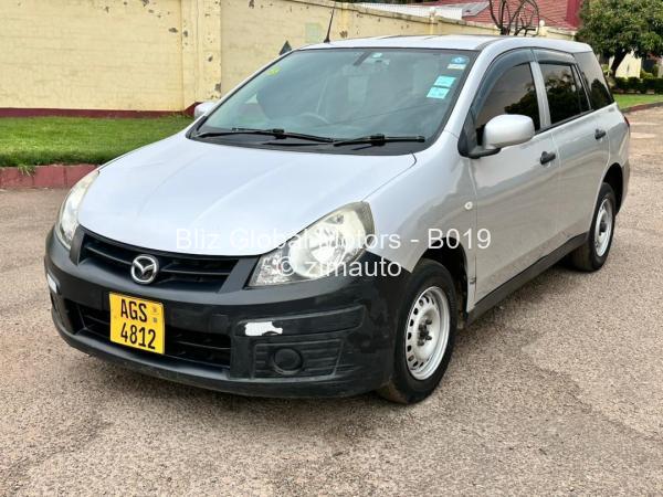 2016 Mazda  Familia