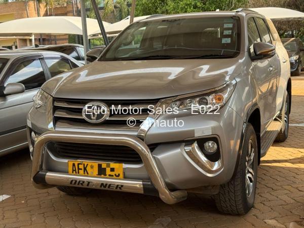 2018 - Toyota  Fortuner
