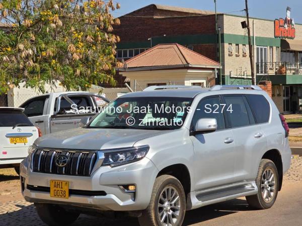 2018 Toyota  Landcruiser 300 VX