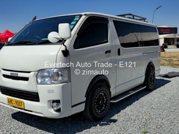 2018 Toyota  Quantum