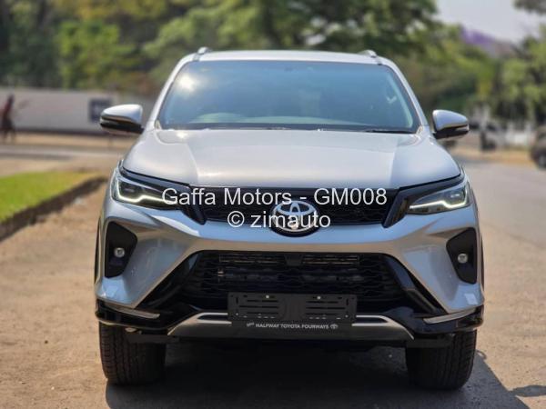 2024 - Toyota  Fortuner
