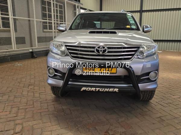 2015 Toyota  Fortuner