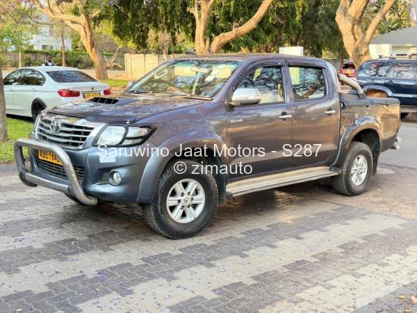 2015 Toyota  Hilux