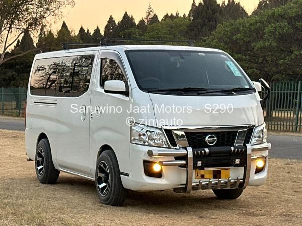 2015 Nissan  NV350