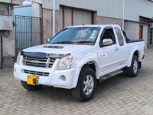 2012 Isuzu  KB300