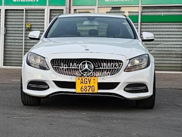 2015 Mercedes Benz C180