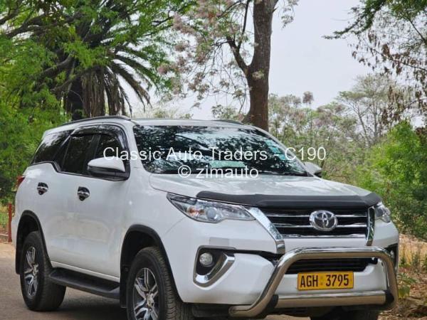 2019 Toyota  Fortuner