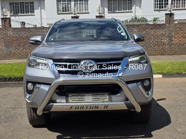 2017 Toyota  Fortuner