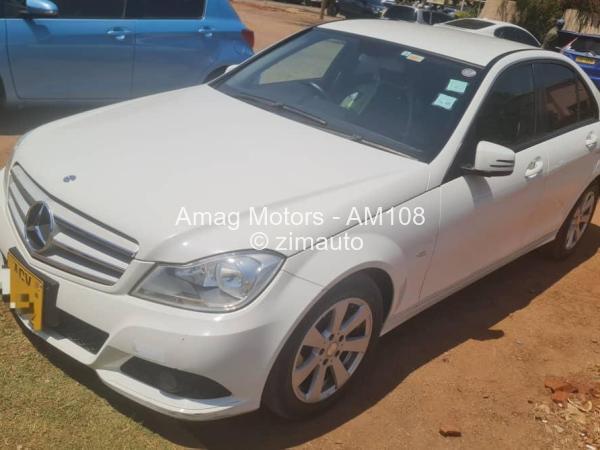 2011 Mercedes Benz C200