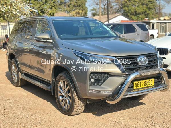 2021 Toyota  Fortuner