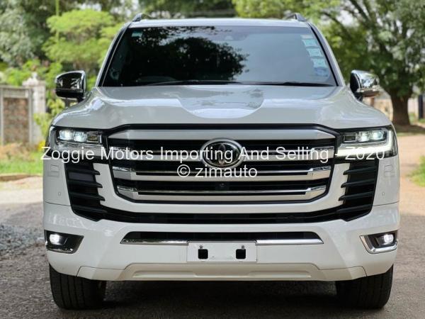 2023 Toyota  Landcruiser 300 ZX