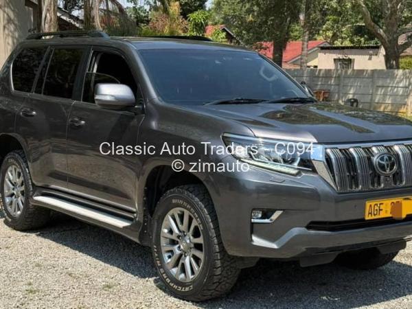2020 Toyota  Land Cruiser Prado
