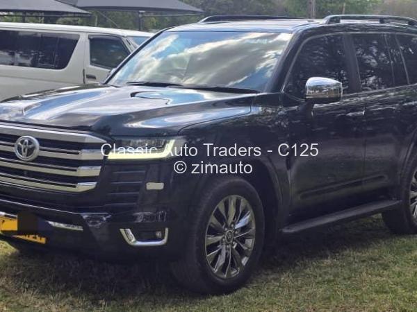 2022 Toyota  Land Cruiser 300