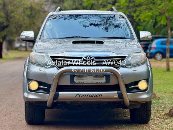 2015 Toyota  Fortuner