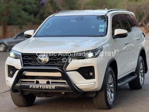2022 Toyota  Fortuner