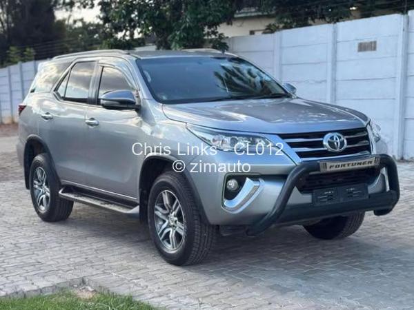 2017 Toyota  Fortuner